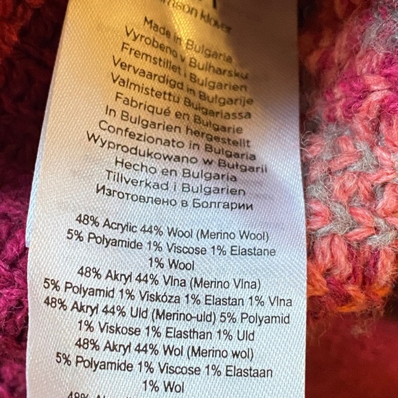 Merino wool Krimson Klover Red and Pink Chevron Turtleneck Sweater - Picture 5 of 5